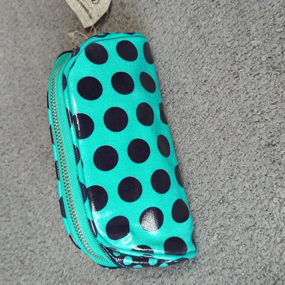 Teal & Black Dome Shaped Cosmetic Case (New) - Picture 5 of 11